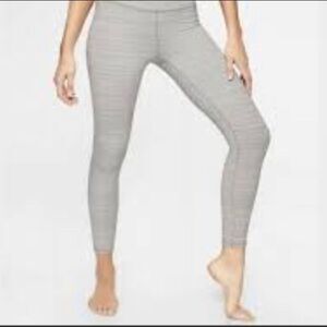 GapBody Leggings
